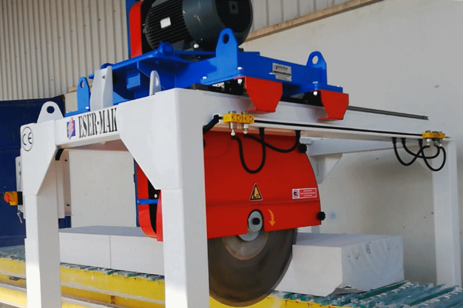 Concrete Cutting Machine